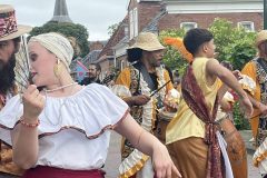 Dansgroep uit Uruguay op Roakeldais in Warffum