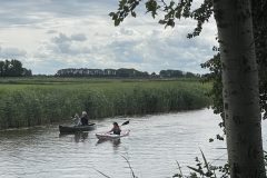 Kanoers en Kajakker op Winsumerdiep